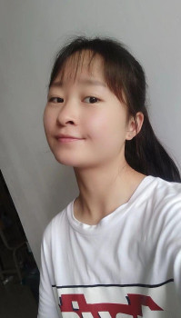 Cô gái mất ngủ cả đêm khi nằm cạnh người yêu vì lo bị mụn