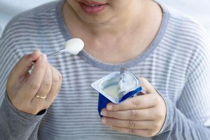 Người bị tiểu đường cần lưu ý gì khi ăn sữa chua?