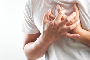 Huyết áp thay đổi trong cơn đau tim