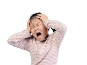 Phân biệt sốt rét và sốt xuất huyết