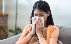 Đau dây thần kinh số 5 - người đàn ông 4 năm chỉ dám húp cháo