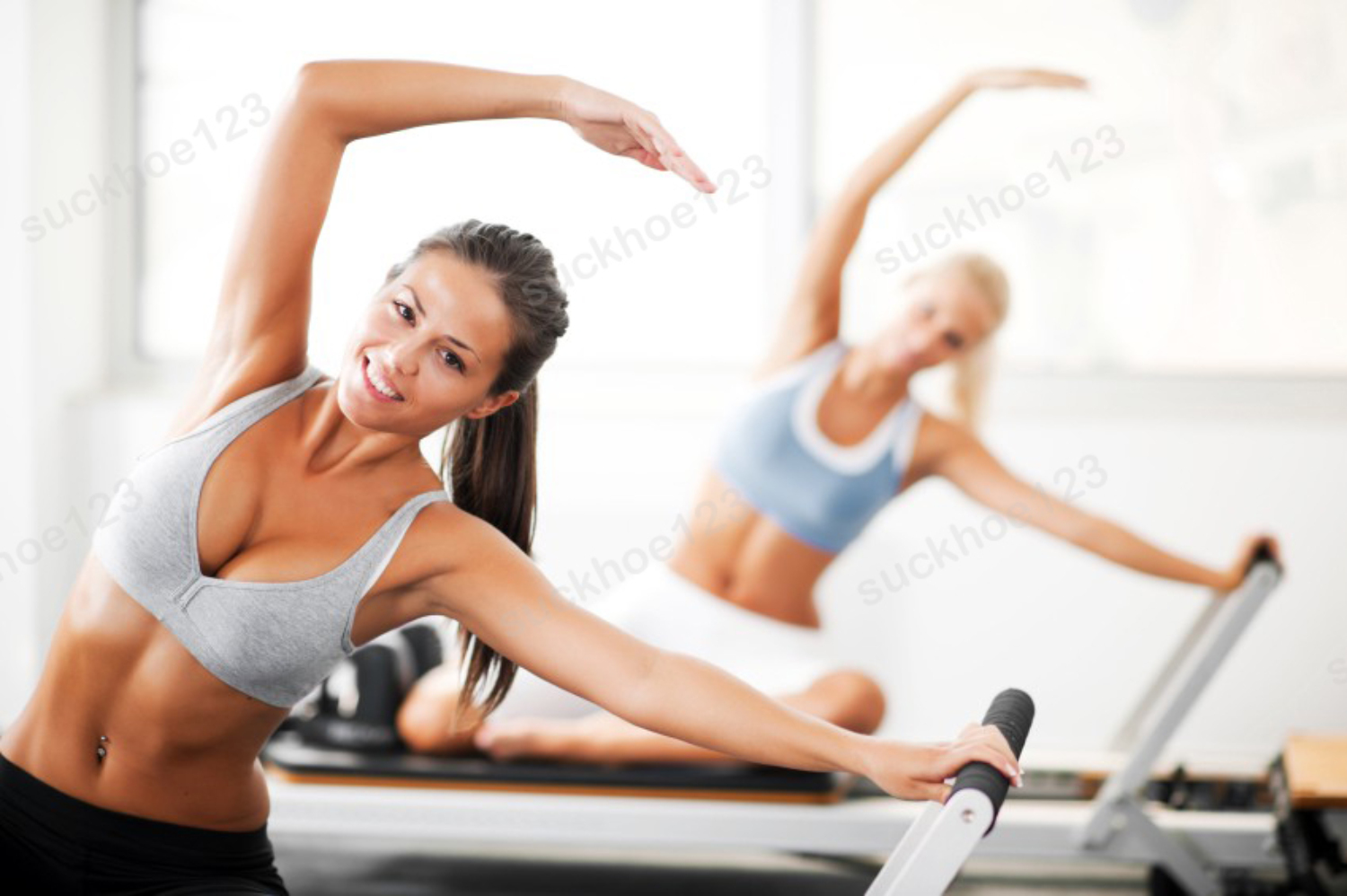Vận động và tập luyện đúng cách sau tạo hình thành bụng