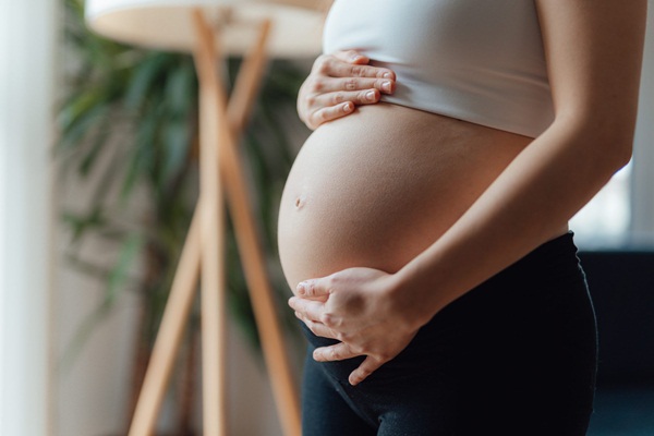 Nguyên nhân và cách khắc phục mùi cơ thể khi mang thai