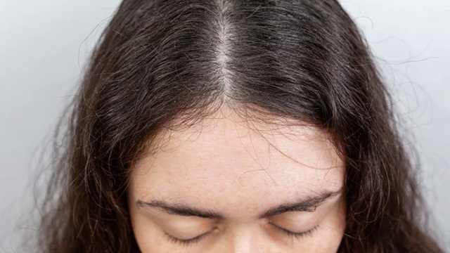 Cách Làm Mềm Tóc Rễ Tre Trở Nên Mượt Mà Hơn?