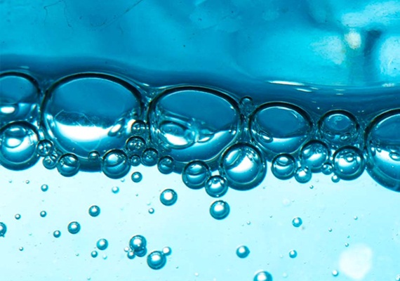 Aquaporin Là Gì Và Có Vai Trò Như Thế Nào Với Làn Da?