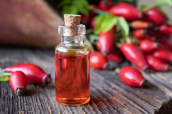 Công Dụng Của Dầu Tầm Xuân Trong Chăm Sóc Da