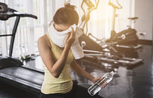 Cách chăm sóc da trước và sau khi tập thể dục