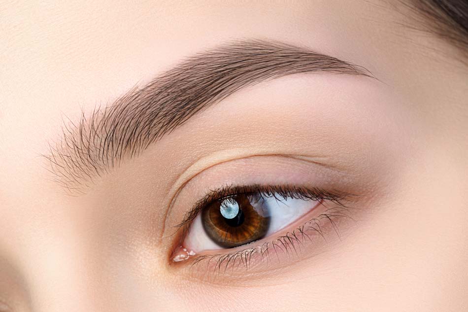 Điêu khắc chân mày Microblading