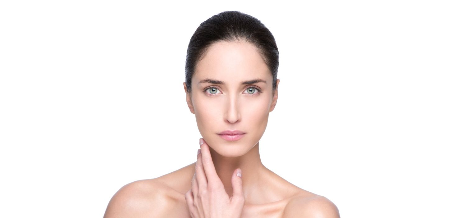Má hóp sau tiêm botox gọn hàm