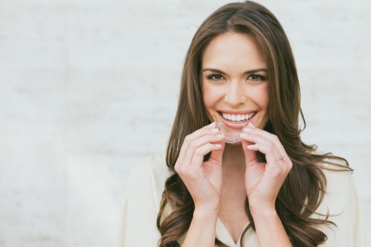 Dùng niềng invisalign sau khi đã đeo niềng kim loại