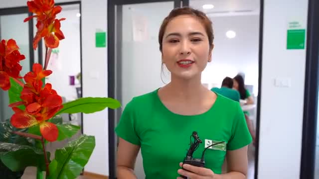 12h07' TRỰC TIẾP KHÁCH HÀNG ĐẾN THU CÚC LÀM ĐẸP