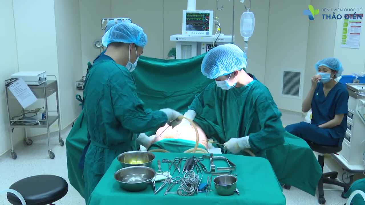 TRỰC TIẾP QUY TRÌNH HÚT MỠ BỤNG VÀ TẠO HÌNH THÀNH BỤNG