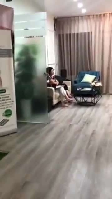 HÀ NỘI NAY TRỜI NẮNG ĐẸP KHÁCH HÀNG TRANH THỦ QUA JK NGAY
