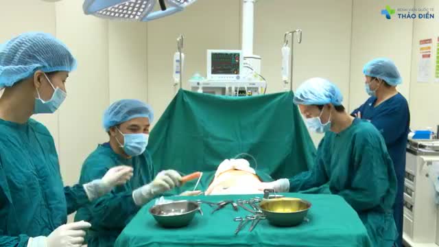 HÚT MỠ BỤNG, CẤY VÀO NGỰC VÀ MÔNG TẠO NÉT QUYẾN RŨ CẢ 3 VÒNG CHỈ TRONG 1 LẦN DUY NHẤT