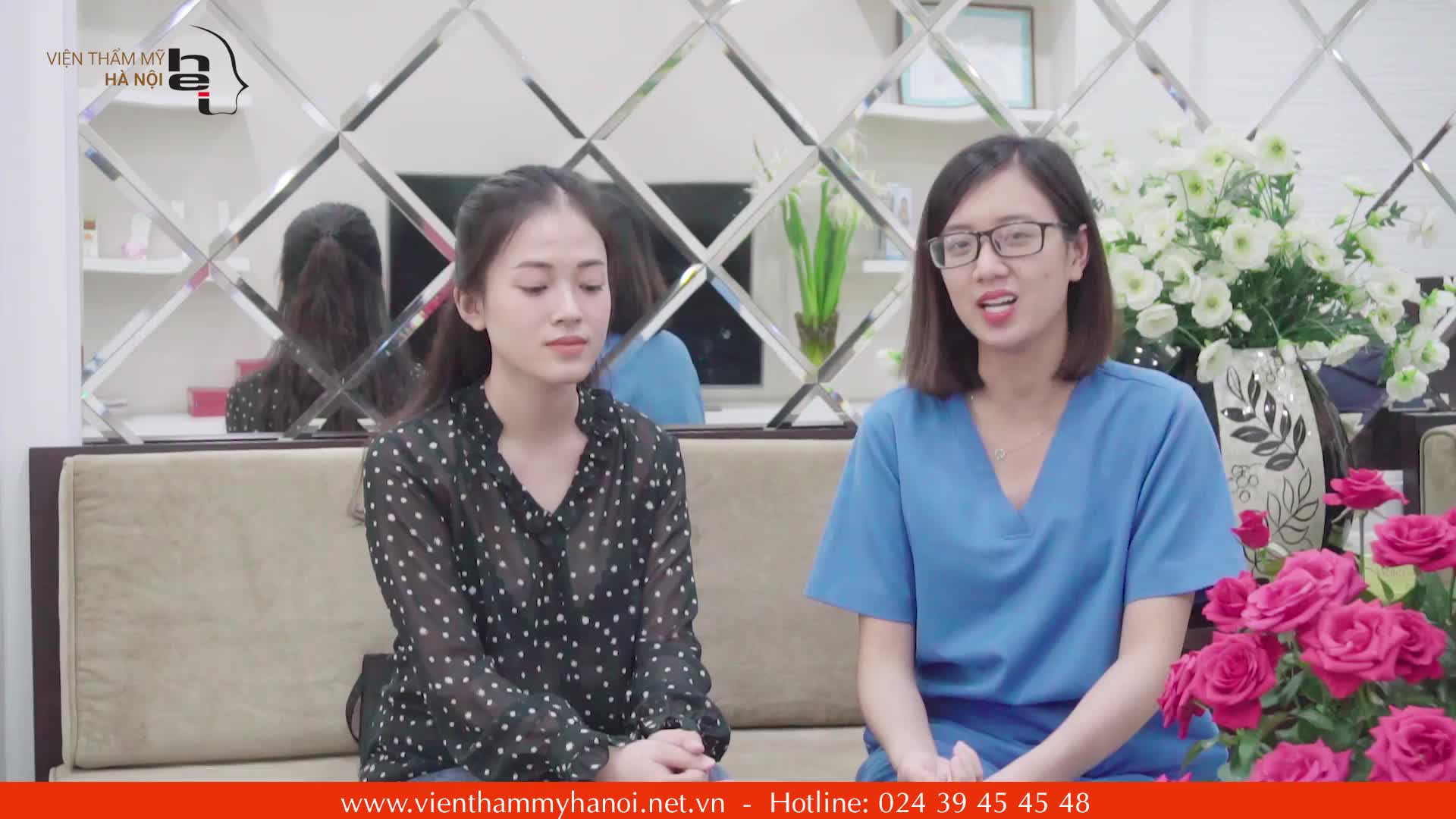 Phỏng vấn Mỹ Linh sau tiêm filler cằm và nhấn mí Oval Line