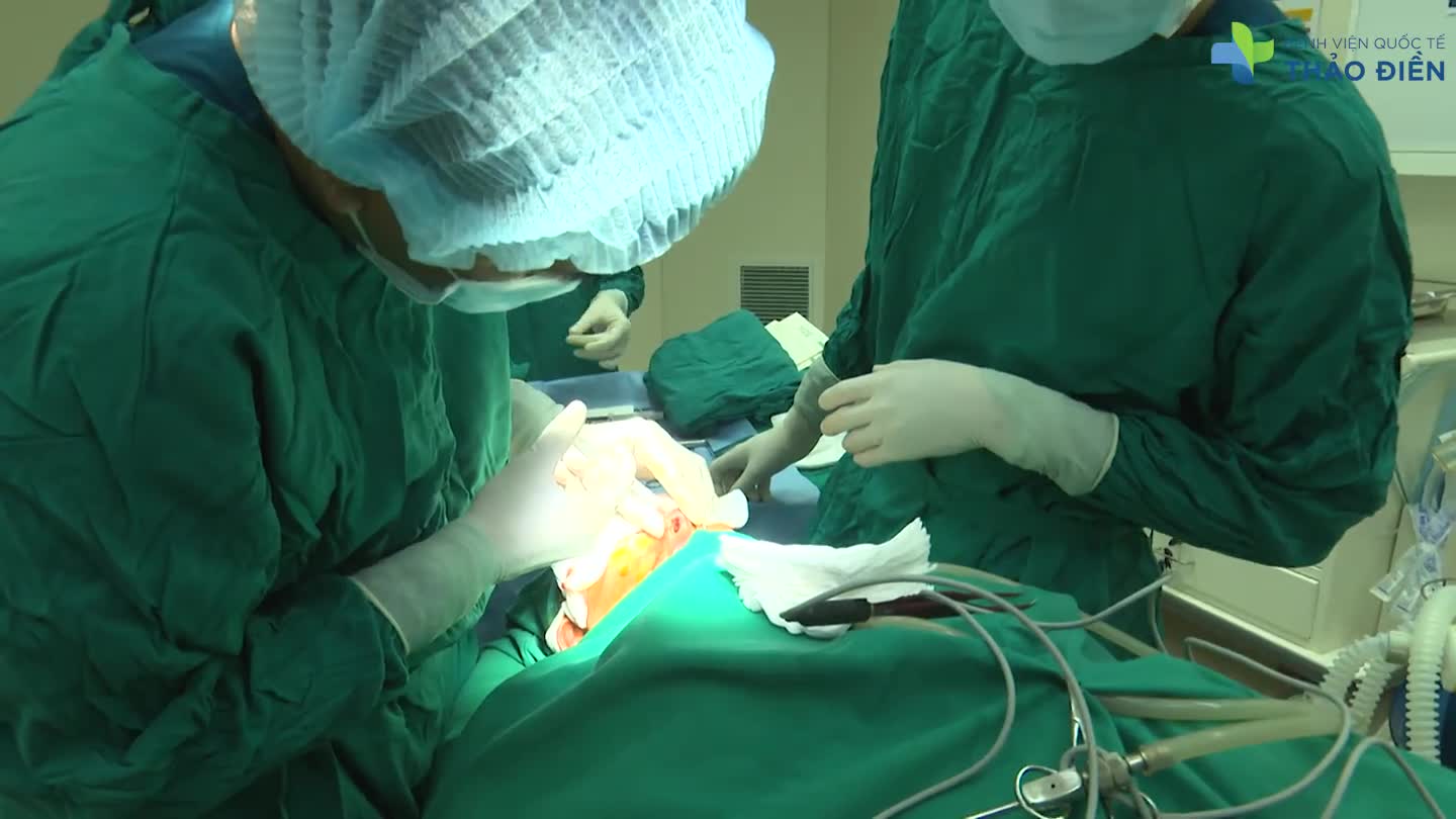NÂNG MŨI CẤU TRÚC S-LINE - KH 69 TUỔI