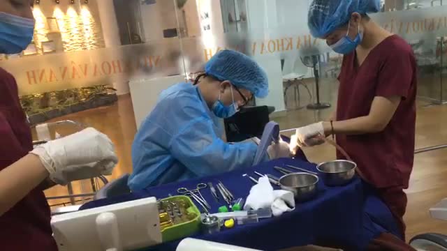 [LIVESTREAM]: NGÀY MƯA GIÓ KHÁCH HÀNG TỚI TRỒNG  RĂNG IMPLANT tại Nha Khoa Vân Anh - Bắc Ninh