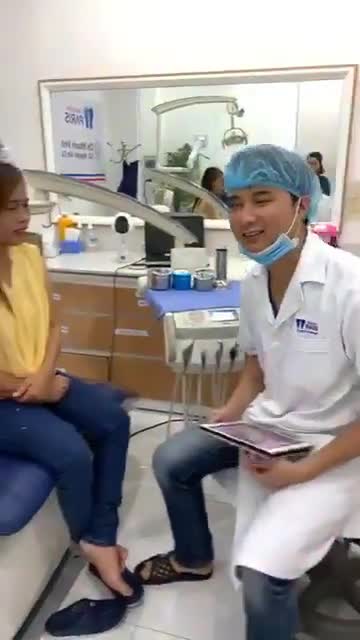Livestream Dán Sứ Veneer 8R Hàm Trên Nha Khoa Paris Vinh