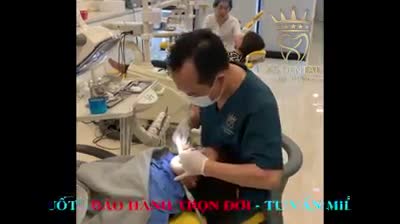 KỲ LẠ 
 LÀM RĂNG  MÀ LẠI K̼H̼Ô̼N̼G̼  ̼Đ̼A̼U̼