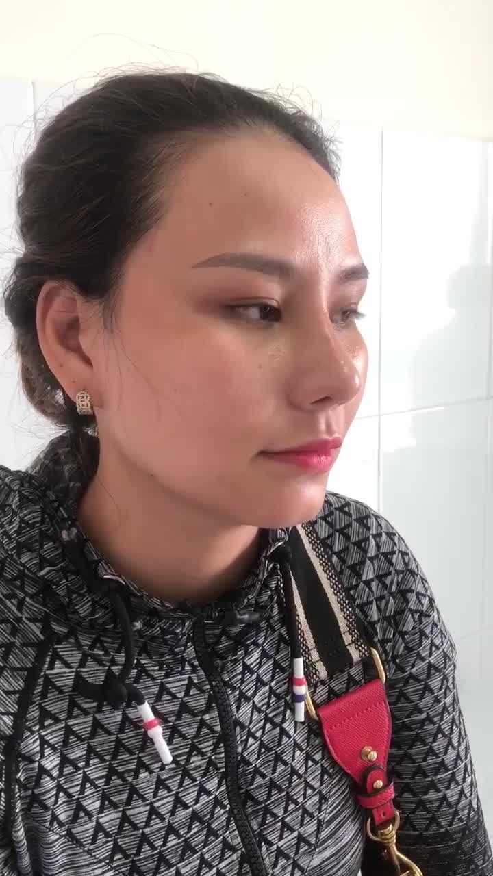 Mũi Bán Cấu Trúc Cao Tây của khách tại Nha Trang