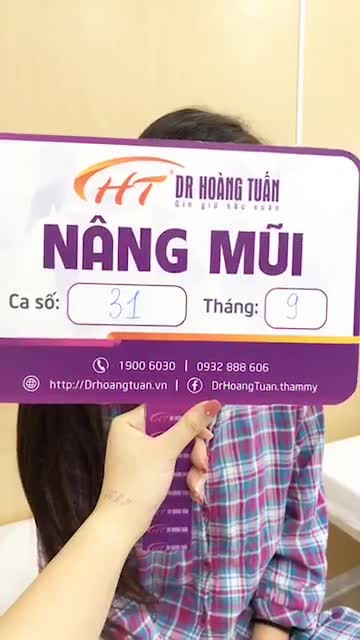 Tây hơn, sang hơn chỉ sau nâng mũi