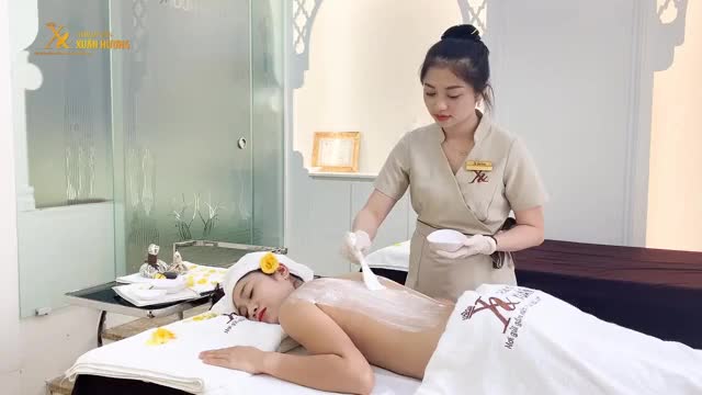 CẬN CẢNH TRẢI NGHIỆM TẮM TRẮNG TẠI TMV XUÂN HƯƠNG THƯ GIÃN LẠI TRẮNG DA TỪ SÂU BÊN TRONG - LỢI ÍCH KÉP TỪ TẮM TRẮNG WHITE PLUS PRO
