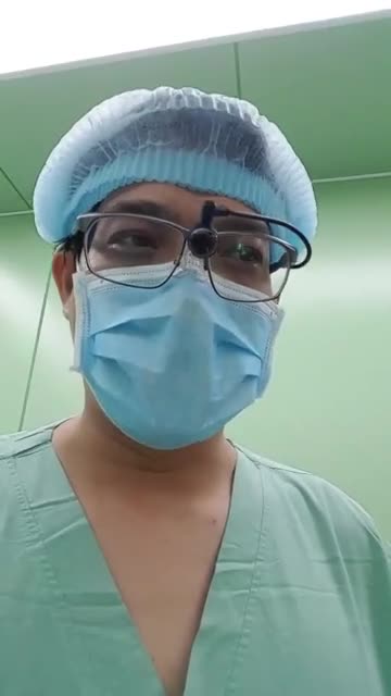 Ngực filler hóa đá
