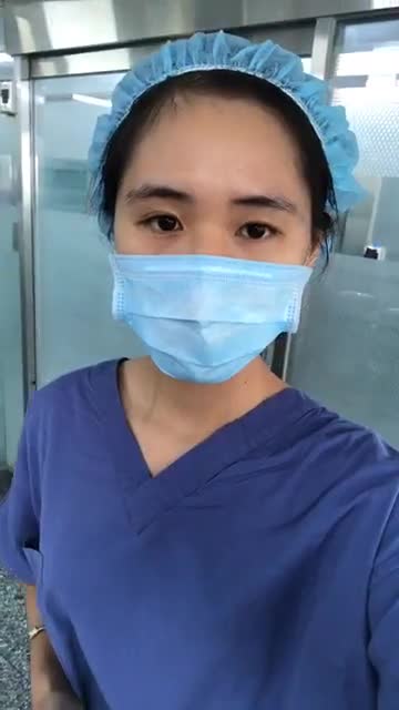 Đặt túi Motiva size 315 - 335 cc ở khách hàng nữ 38 tuổi teo tuyến vú sau sinh
