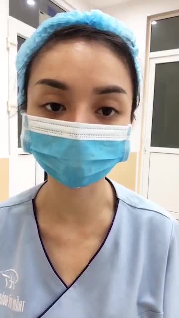 HOT - 3 vòng hoàn hảo cho bà mẹ 4 con