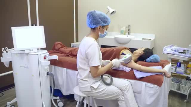 CÙNG XEM QUY TRÌNH ĐIỀU TRỊ CHỨNG TĂNG TIẾT MỒ HÔI NÁCH DOUBLE MIRADR tại Dr. Hải Lê
