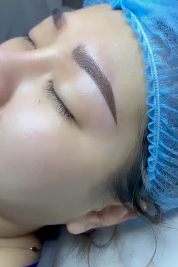 Mày Phun Ombre kết hợp điêu khắc tạo sợi siêu đẹp cho các bạn nữ