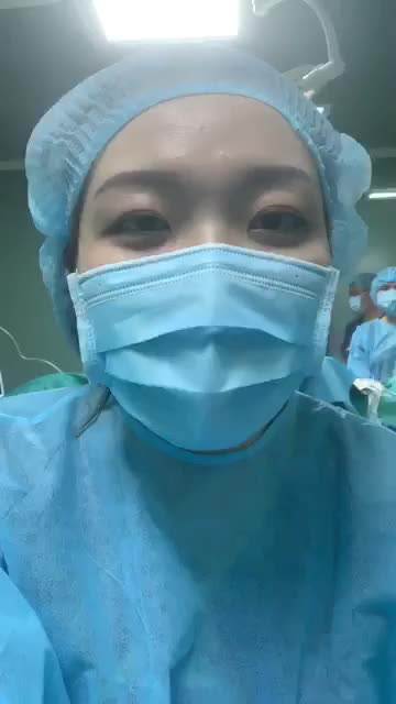 ĐẮM SAY VỚI VÒNG 1 CĂNG TRÒN QUYẾN RŨ CỦA NỮ VIỆT KIỀU TẠI BỆNH VIỆN JW