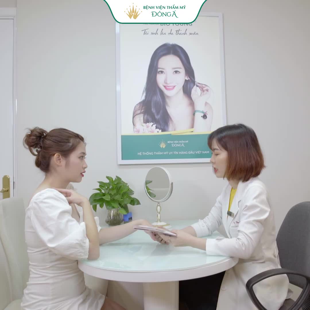 Theo chân cô nàng hạt tiêu - Hot face Trang Đinh khám phá quy trình tắm trắng Hi-white 3D tại BVTM Đông Á