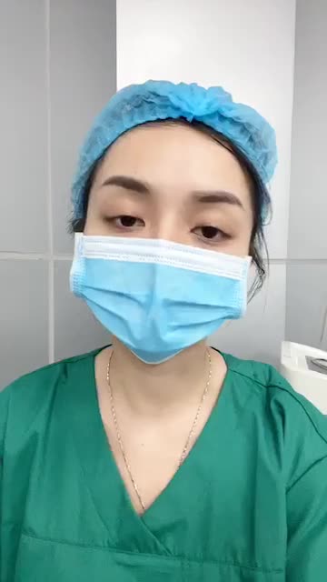 Khắc phục tình trạng gò má cao cho khách hàng trung tuổi.