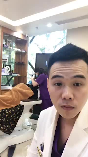 Xử lý xoá nhăn cau mày với botox trong 5 phút