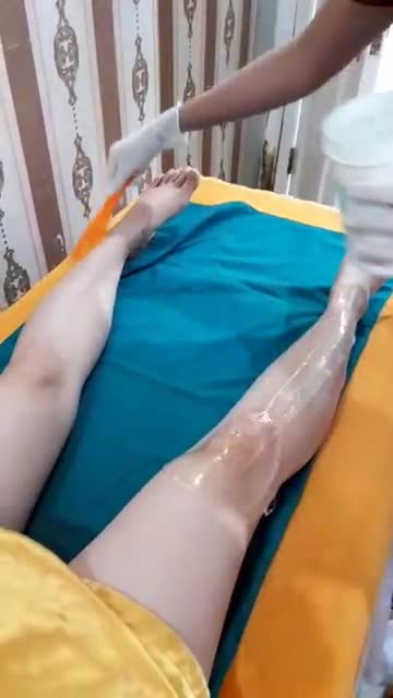 KHÁCH HÀNG TRIỆT LÔNG CHÂN BẰNG CÔNG NGHỆ DIODE LASER