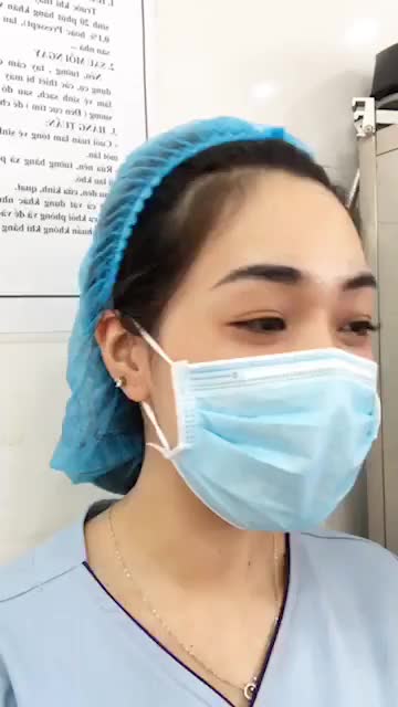 Không khí phòng phẫu thuật lúc 14h50 với ca mũi thứ 5, ca độn cằm, ca mí thứ 11 + 12 trong ngày.
Mời cả nhà cùng theo dõi nhé