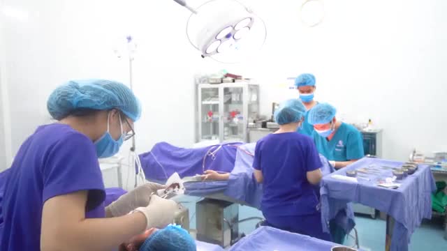 Nhân dịp ƯU ĐÃI LỚN - ĐÓN HÈ SANG tại VQ, rất nhiều chị em đã tranh thủ cơ hội này đi làm đẹp.