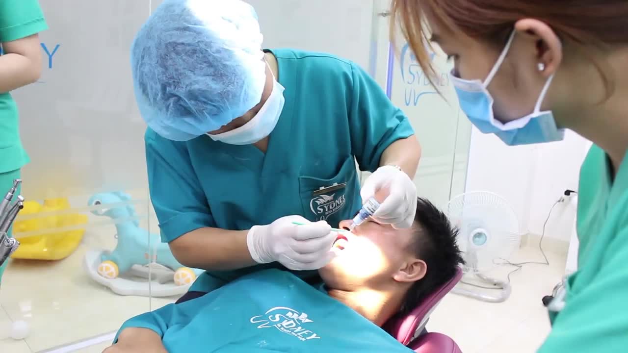 RĂNG KHẤP KHỂNH VÀ NHỮNG ĐIỀU CẦN BIẾT
