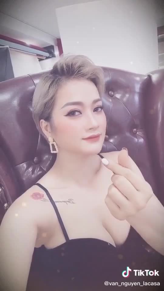 Cận cảnh sau 2 tháng Nâng V1 Túi Ergo, size 300 KH Vân chủ spa Hà Nội.