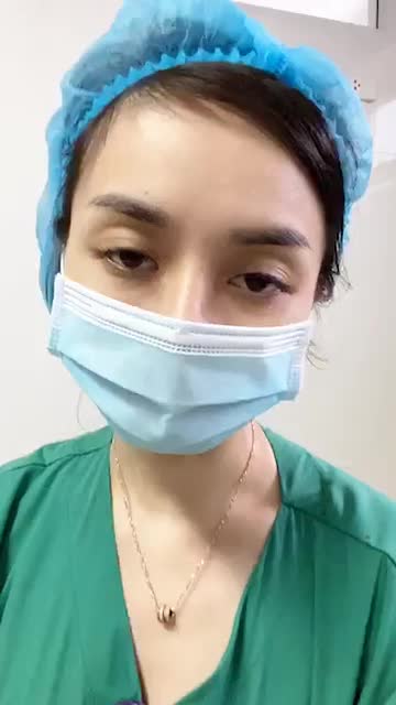 Hút tuyến mồ hôi nách với Vaser Lipo. Cùng theo dõi quá trình bác sĩ thực hiện nhé!