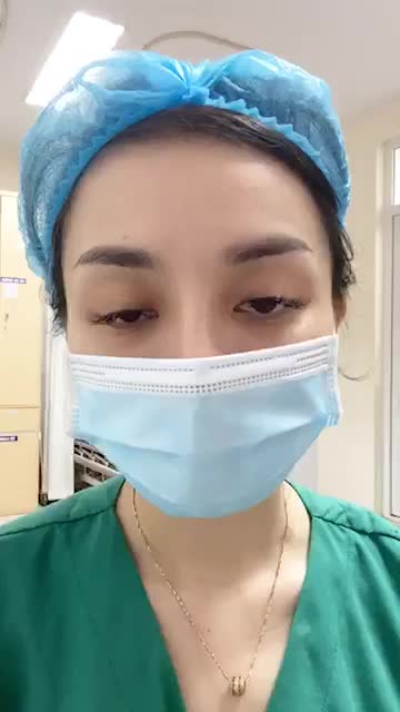 Phân tích trước mổ - ca combo nâng ngực số 270 và tạo hình bụng số 179 năm 2020