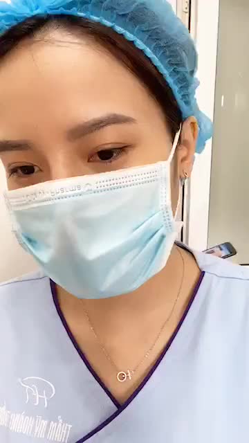 Tạo hình má lúm trái giúp khách hàng có nụ cười duyên hơn, tự tin hơn.