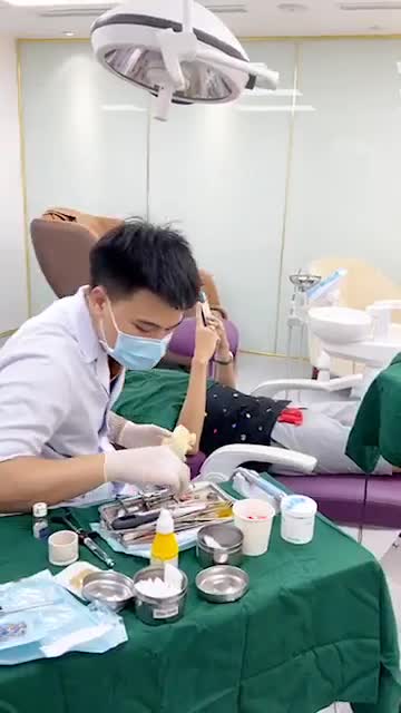 Win Smile liên tục đón nhận khách hàng đến sử dụng dịch vụ