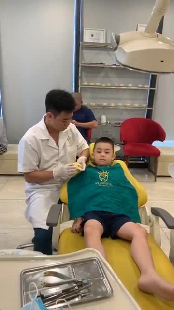 Ca niềng răng cho cháu bé BẢO SƠN 9 tuổi. Kết quả sau 2 tháng