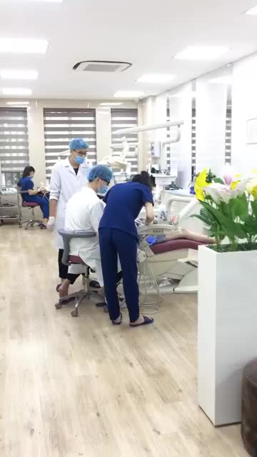 BÁC SĨ YÊU NGHỀ KHÔNG NỀ HÀ THỜI TIẾT