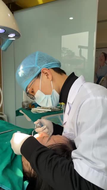ca hàn răng sáng thứ 3 tại nha khoa Athena