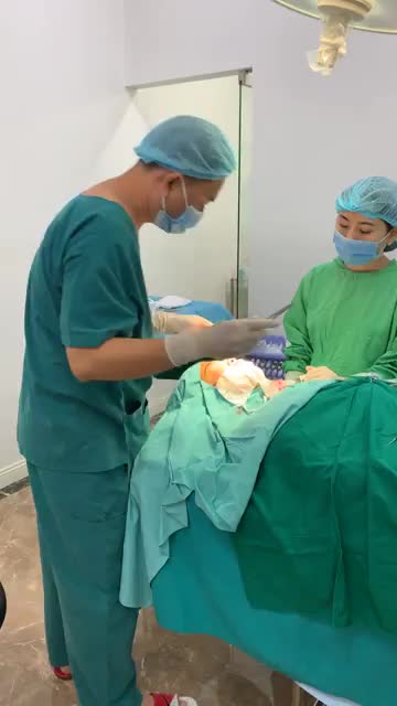 Khách Hàng Bác sĩ MÃ HIỆP Đã phẫu thuật và đang chờ phẫu thuật