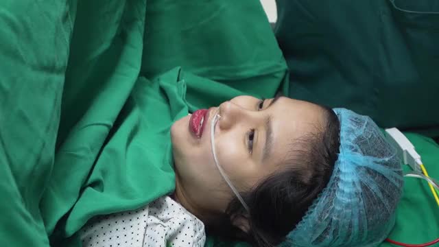 Mẹ sinh mổ lần 2 nên nhập viện khi nào là tốt nhất?
