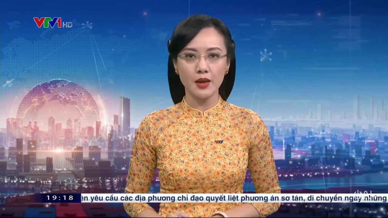 PHẪU THUẬT THAY ĐỒNG THỜI 8 KHỚP NGÓN TAY CHO BỆNH NHÂN VIÊM KHỚP DẠNG THẤP, BIẾN CHỨNG NGÓN TAY CO QUẮP, CONG VẸO KHÔNG DUỖI ĐƯỢC SUỐT 20 NĂM, NGUY CƠ TÀN PHẾ KHI MỚI 33 TUỔI.